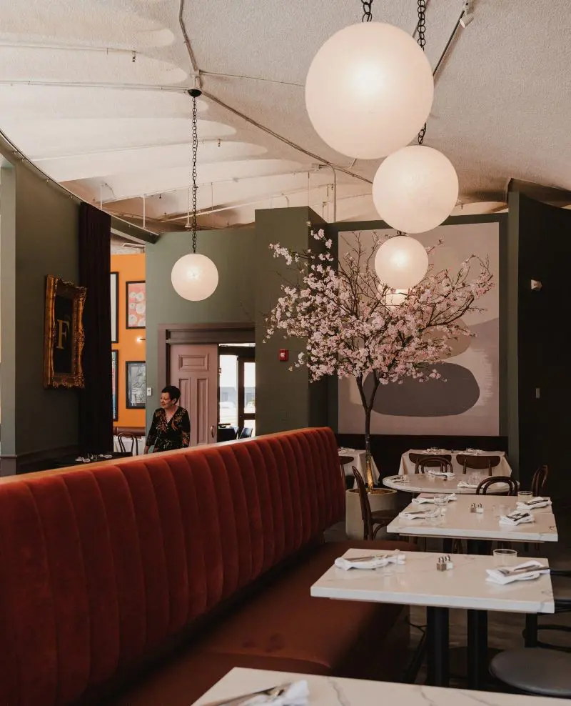 15 Elegant French Restaurants In Chicago to Try