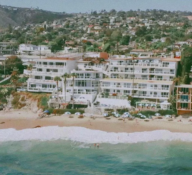 The full front view of the Capri Laguna On The Beach