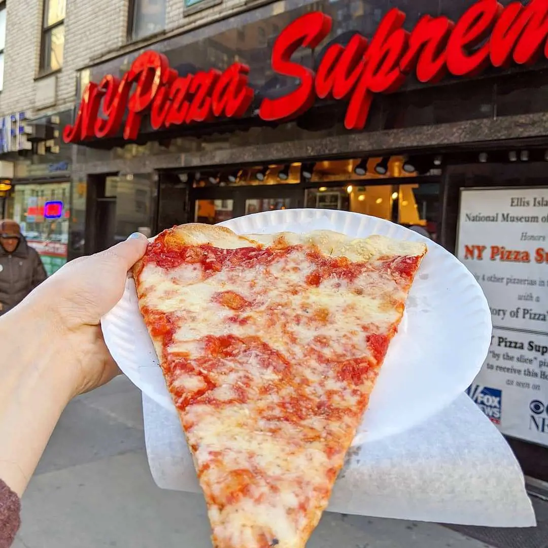 A plain slice at NY Pizza Suprema. (Photo By: jessanotherslice)